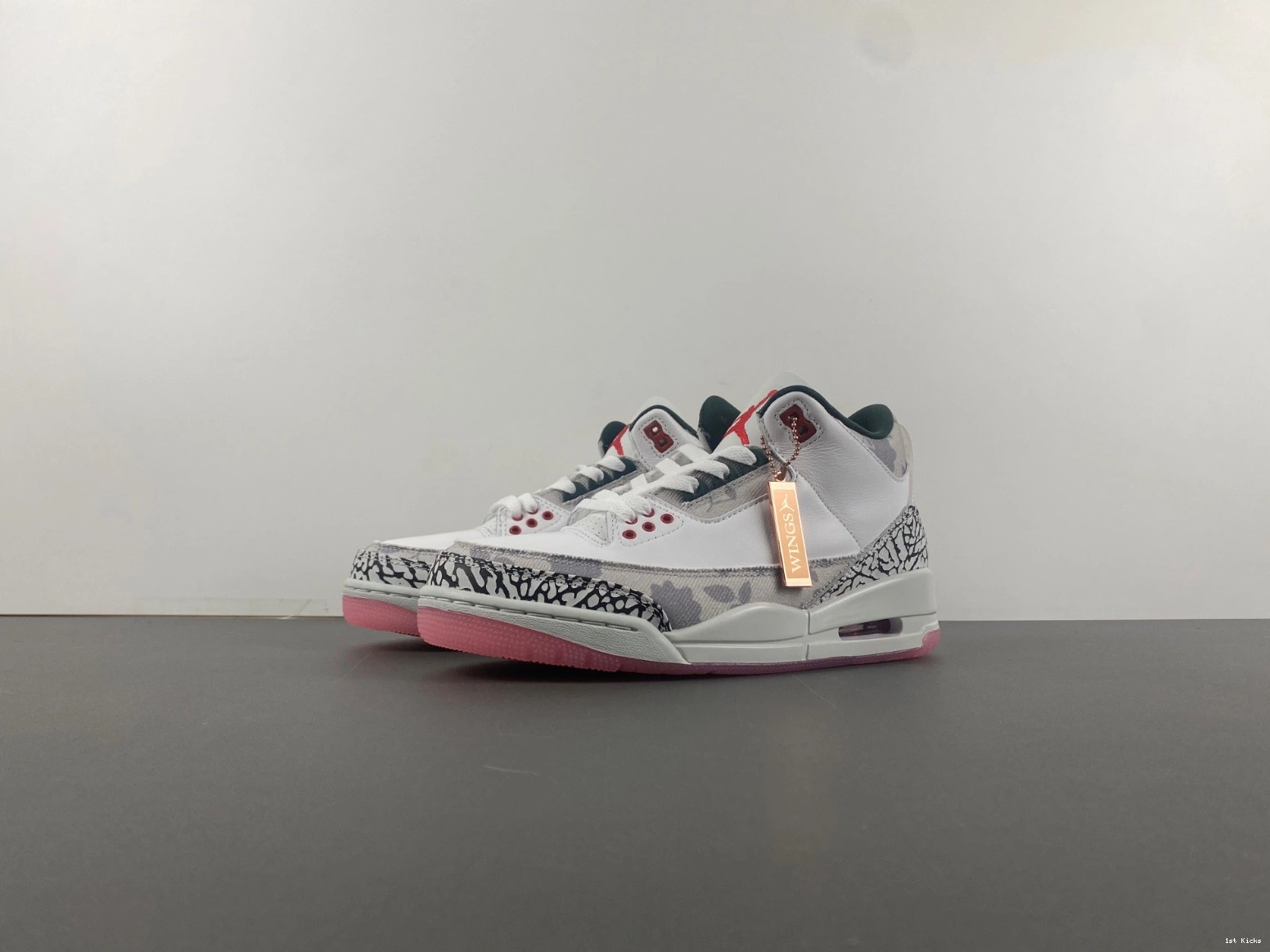 Retro 3 - Men's Wings HM6993-100 Jordan 0912